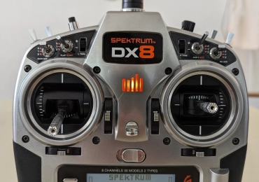 Radio Spektrum DX8 8 CH 2.4 Ghz.